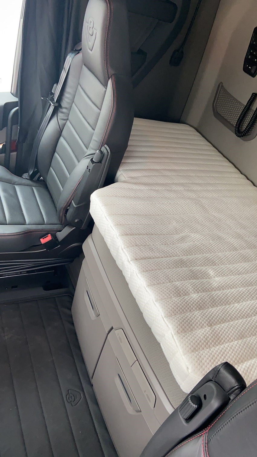 Scania Next Gen S + R Series memory foam Topper